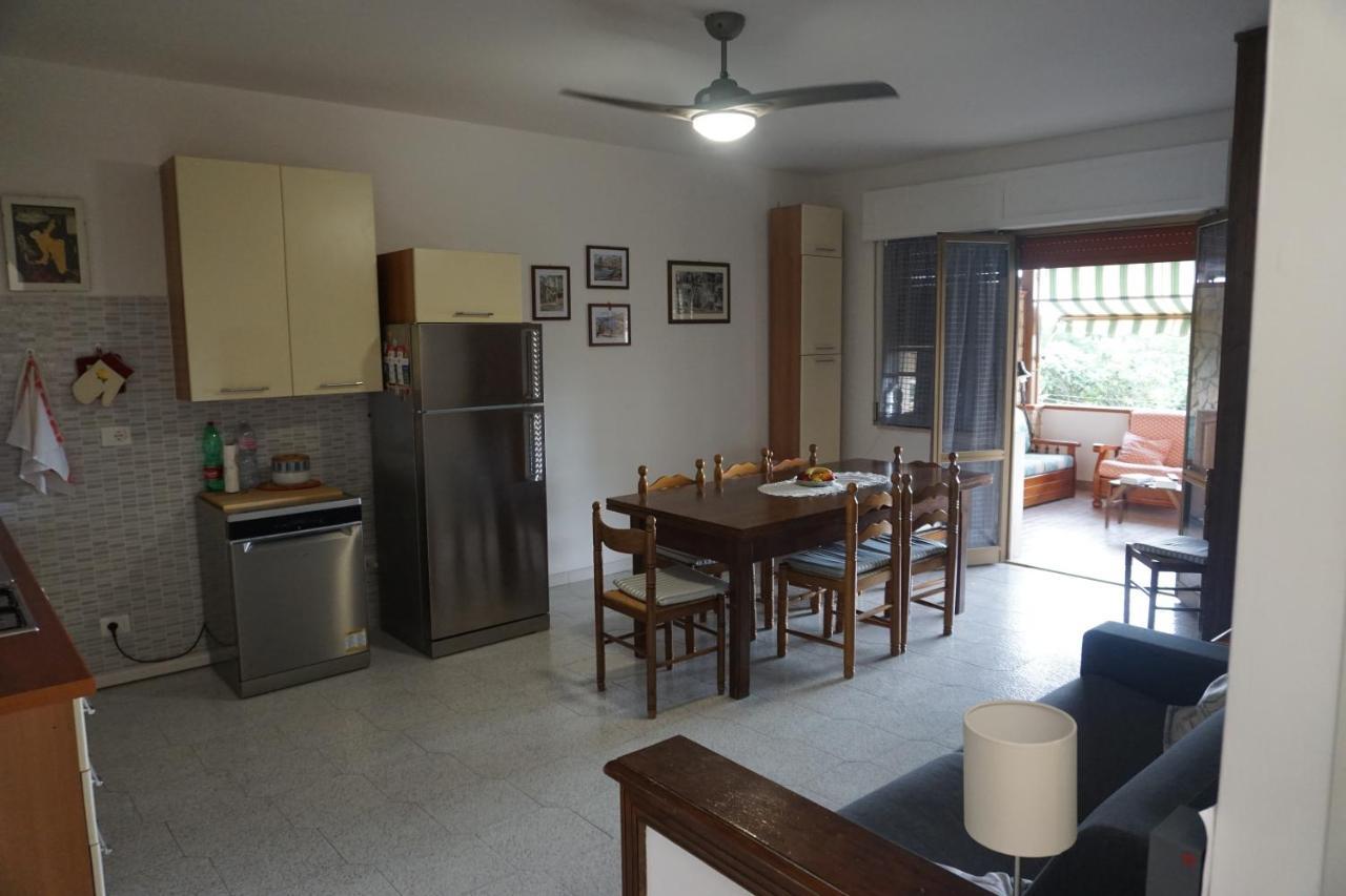 La Terrazza Di Carmen E Fausto Apartment Четраро Екстериор снимка